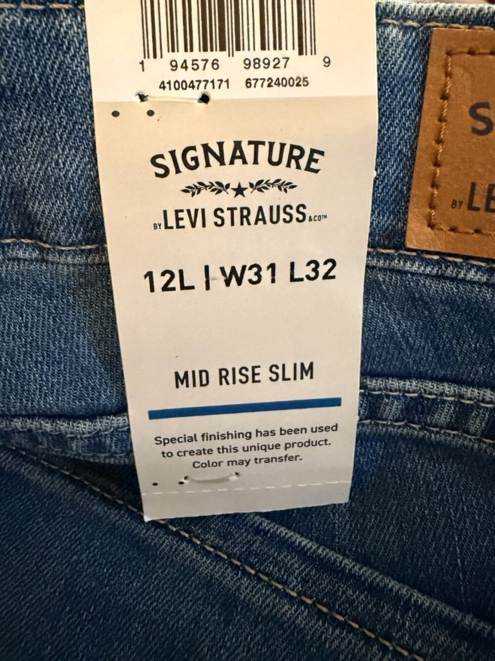NWT Signature by Levi Strauss Women's Mid Rise Slim Simply Stretch Jeans 12L Lon - Picture 4 of 10